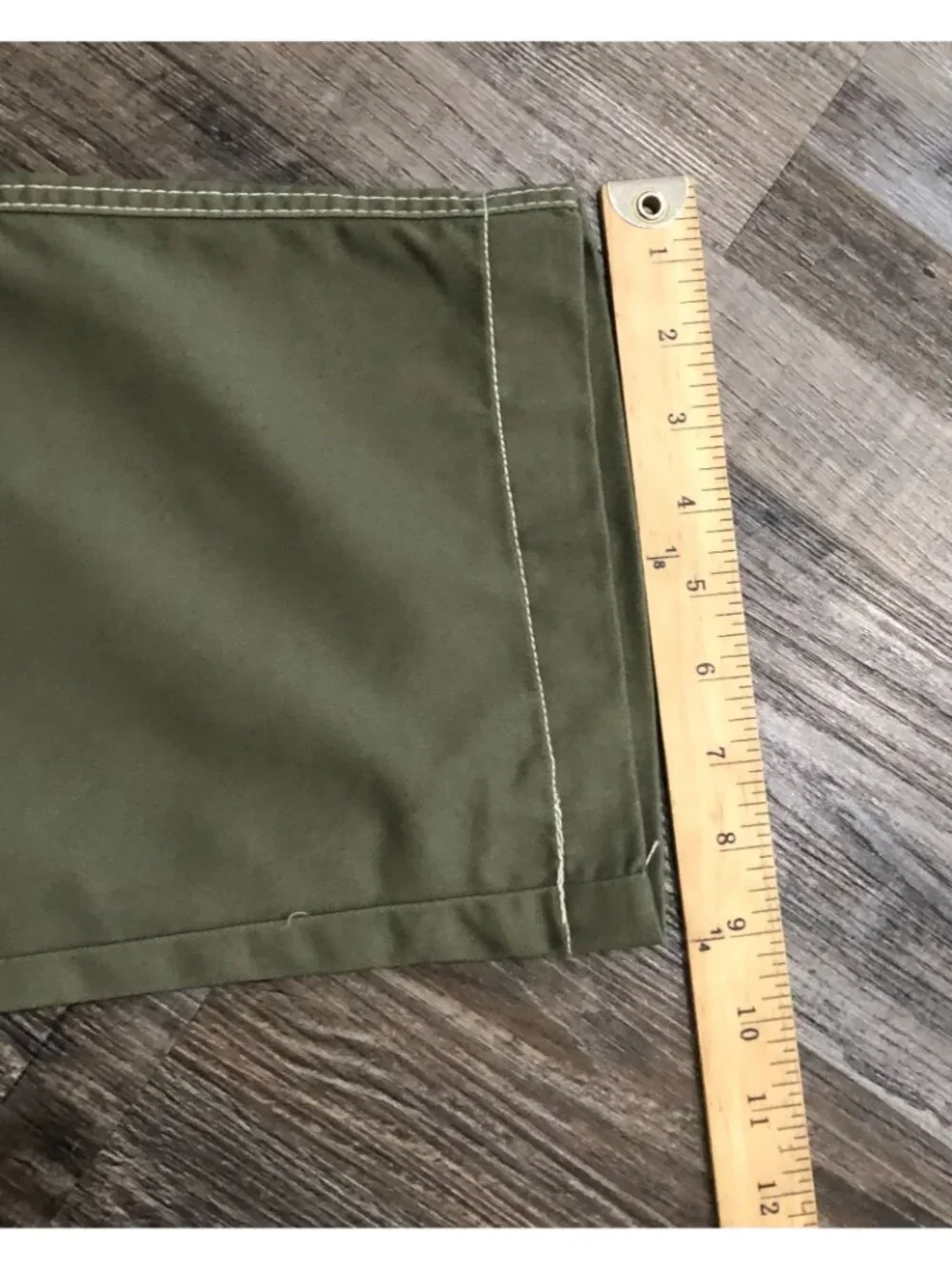 True Religion Mens Size 34x32 Green Stitch Cargo Jeans New with $169 Tags